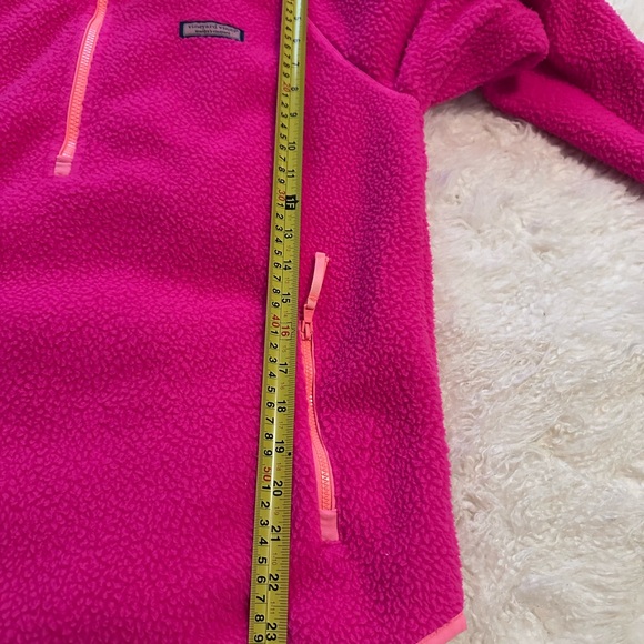 Vineyard Vines sherpa fleece half-zip pullover. - Picture 16 of 16